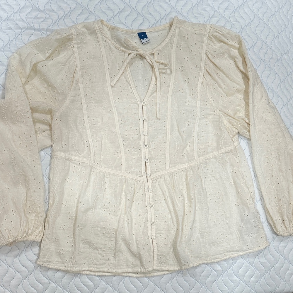 Old Navy Cream Eyelet Button-Up Blouse